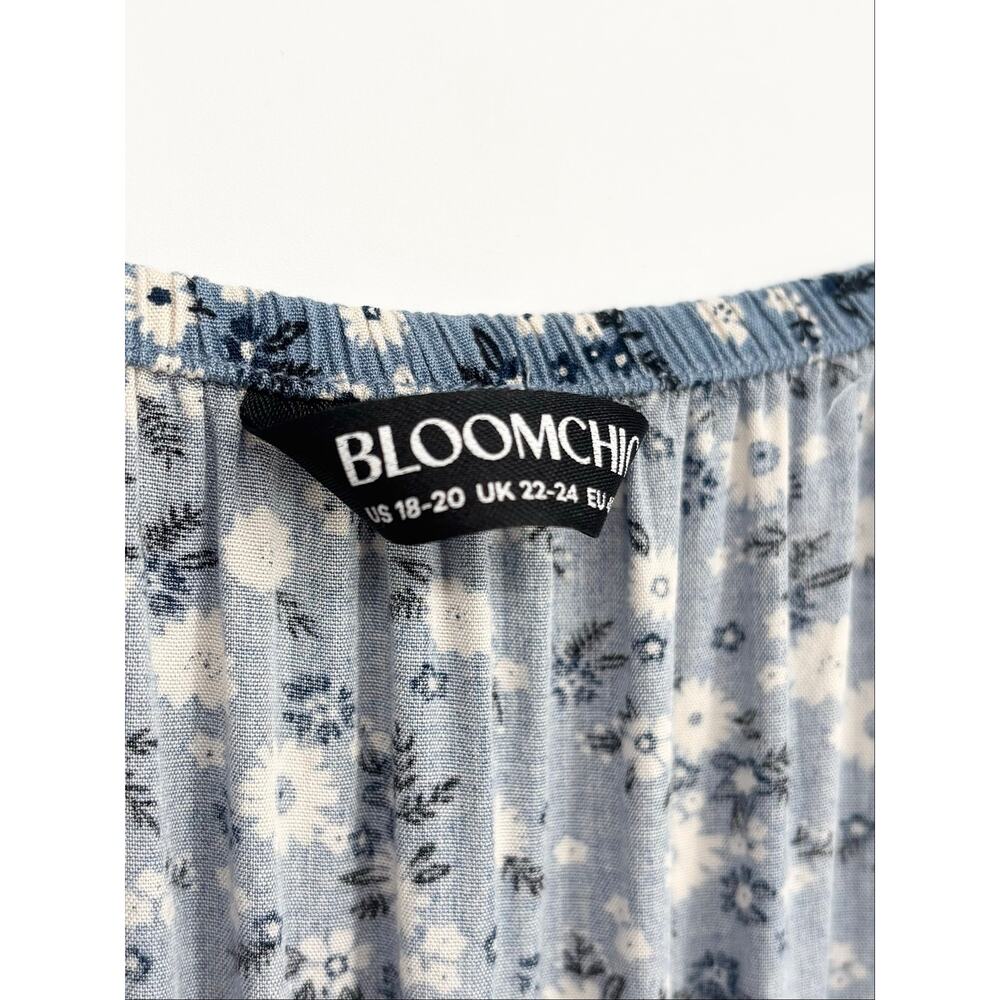 Bloomchic Ditsy Floral Tie Front Blue Midi Dress Size 18/20 - Picture 8 of 8